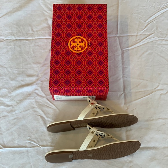 Tory Burch Miller Sandal, Bleach (Ivory) Leather, Size 11! - Picture 5 of 8